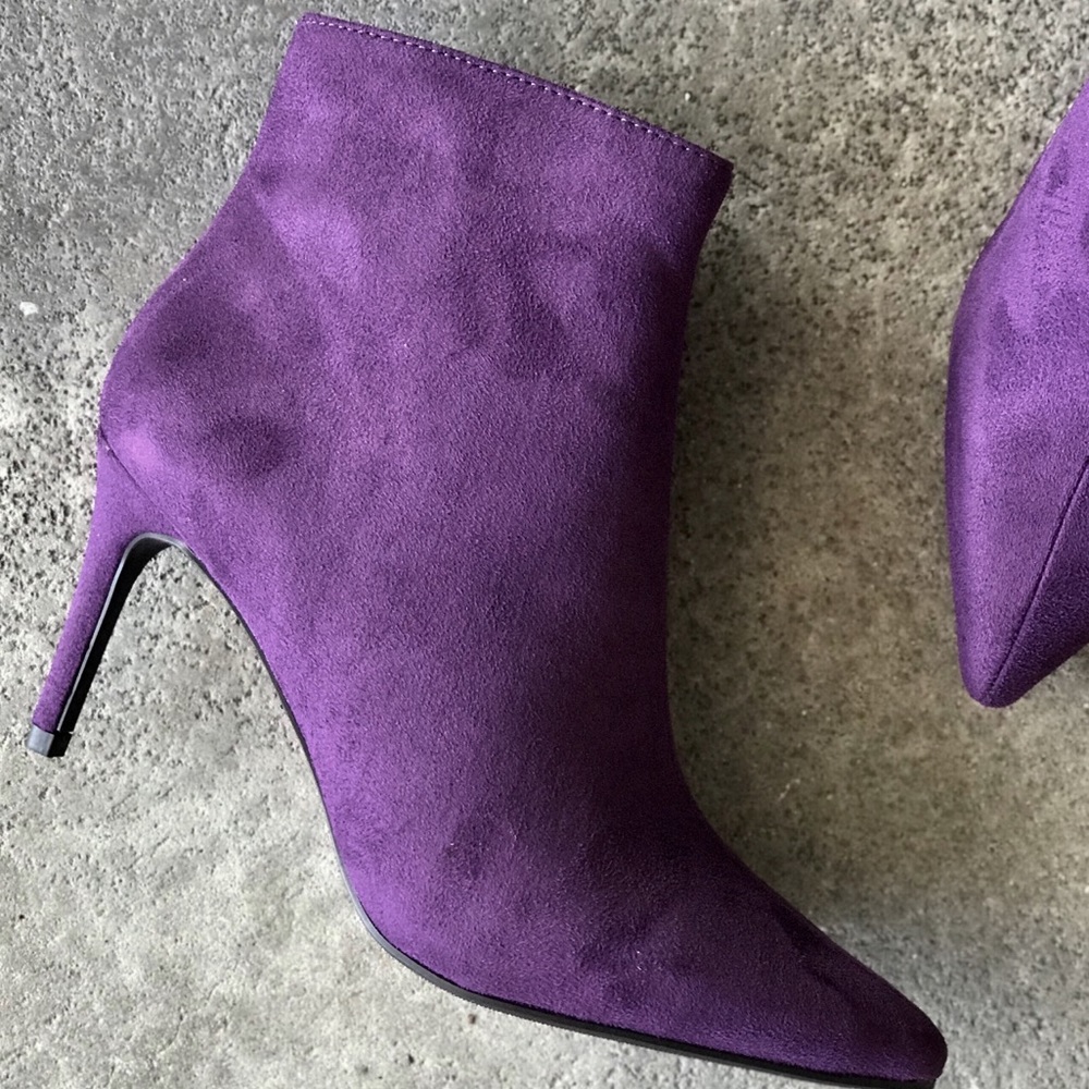 💜 Sexy Delicious PURPLE faux suede heel BOOTIE 💜 - Picture 4 of 7